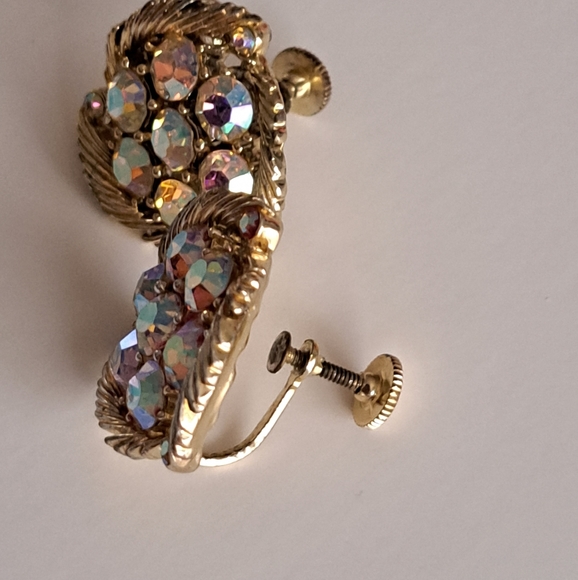 Antique earrings with elegant stone colors. - Picture 5 of 5